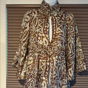 Beautiful brown and cream print top M